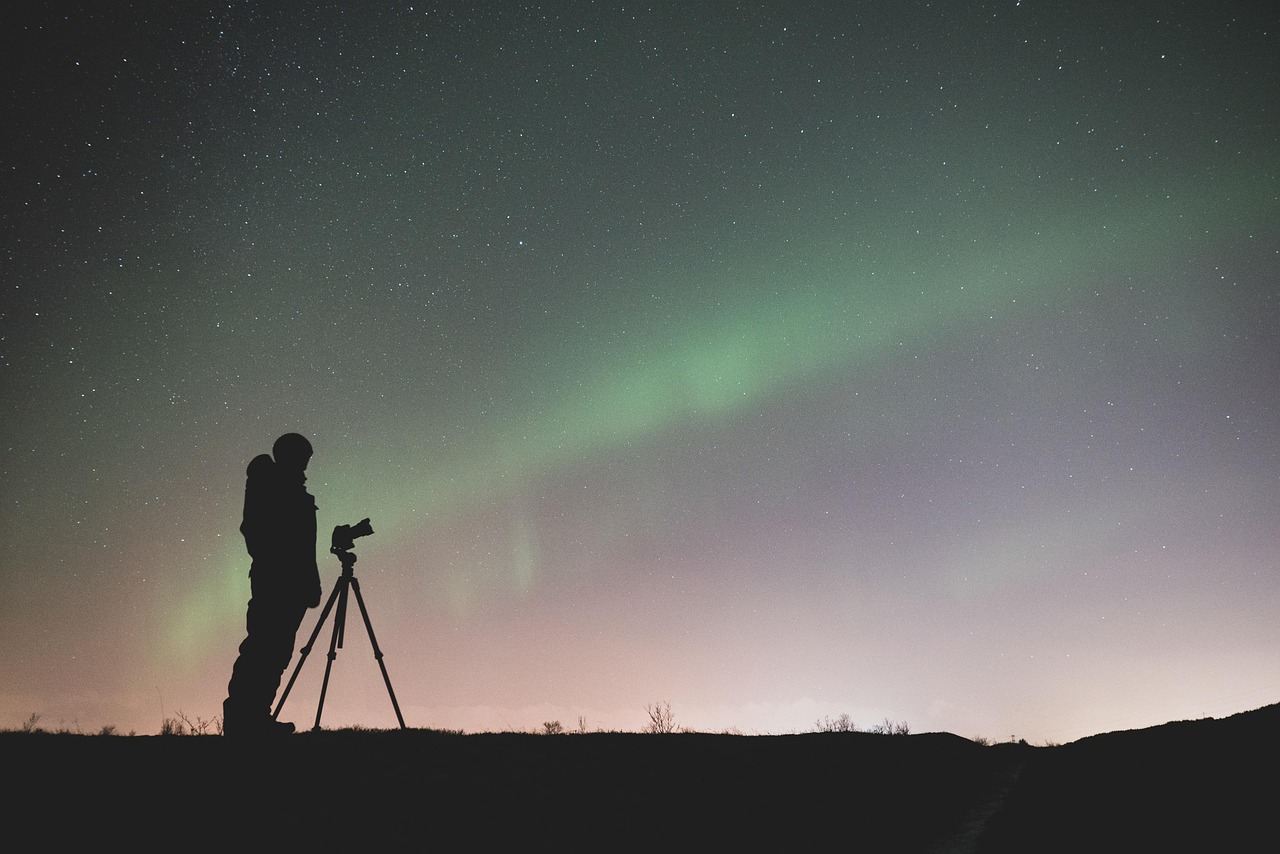 iceland, aurora borealis, silhouettes, photographer, northern lights, photography, camera, tripod, sky, night skies, nig