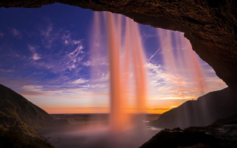 Iceland Adventure Travel Guide: Waterfalls, Glaciers, and Volcanoes