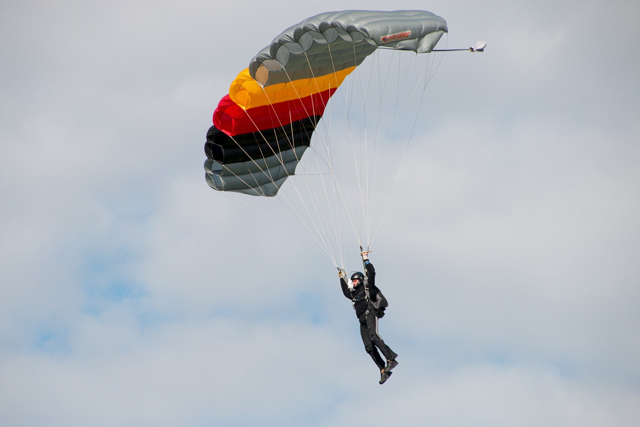 parachute, paragliding, skydiving, nature, skydiver, clouds, sky