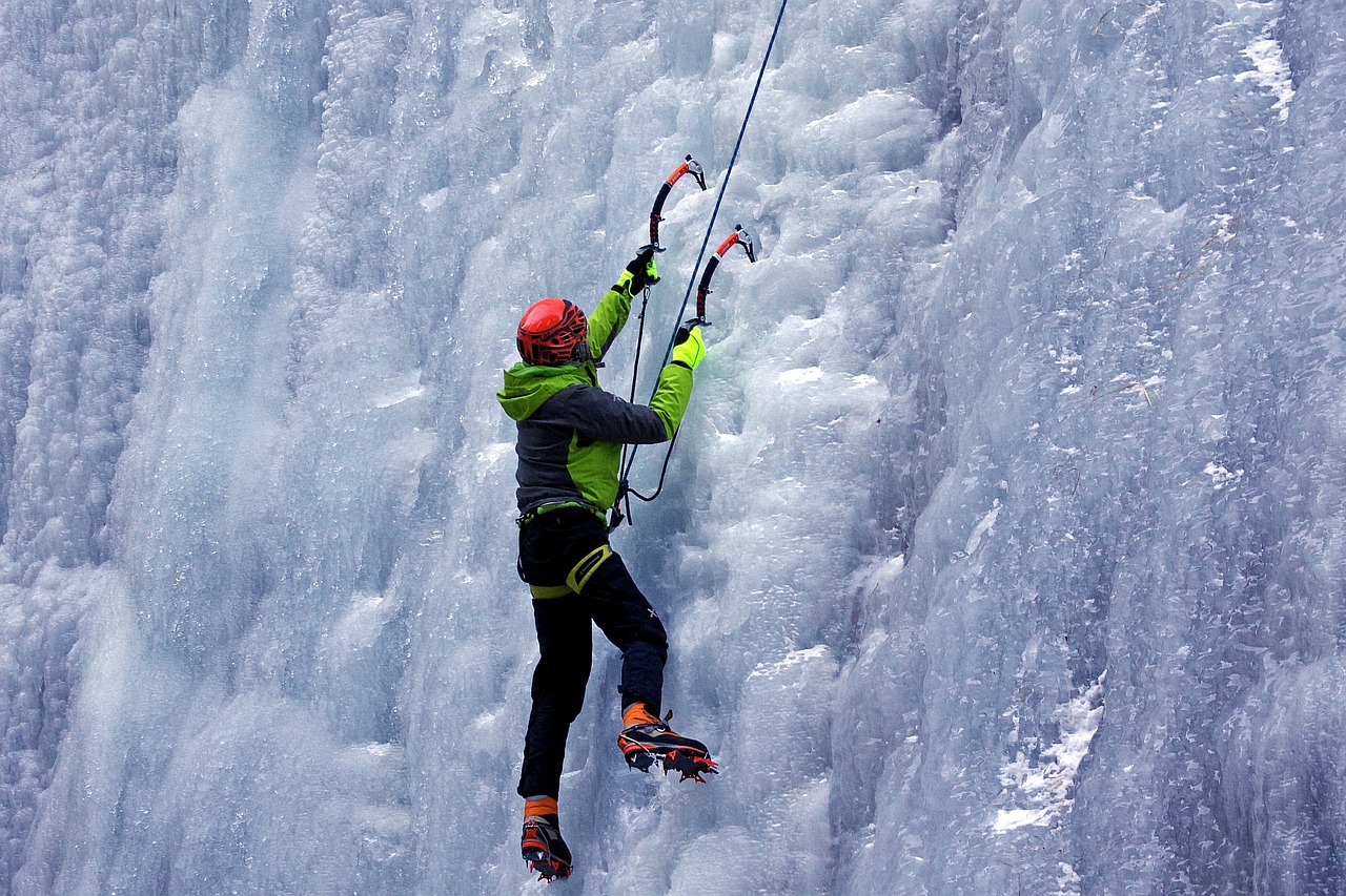 serrai di sottoguda, dolomites, ice falls, marmolada, malga ciapela, sottoguda, belluno, veneto, italy, ice climbing, ic