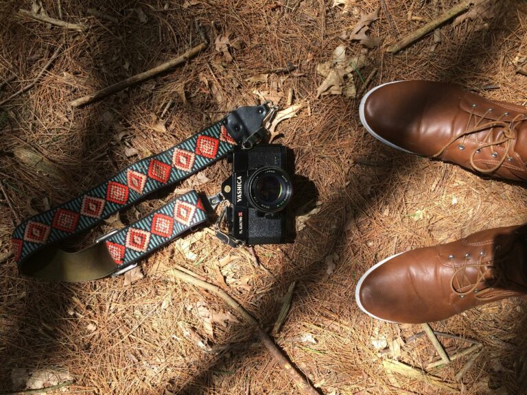 Best Camera Straps for Hiking and Adventure Photography: The Complete Guide